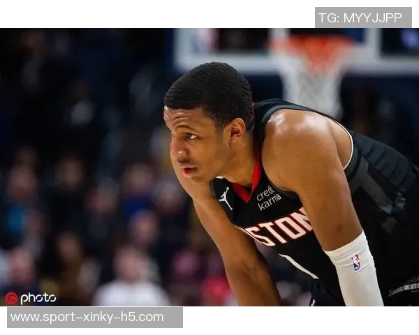 明日火箭迎战独行侠小贾巴里史密斯脚踝伤势成疑能否出战引关注 明日火箭迎战独行侠小贾巴里史密斯脚踝伤势成疑能否出战引关注